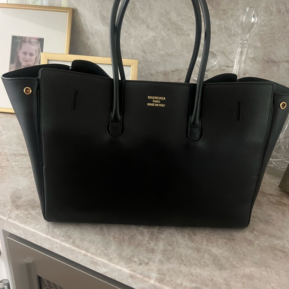 Balenciaga Medium Bel Air Black - Picture 10 of 10